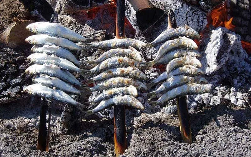 Espeto de sardinas 烤沙丁魚
