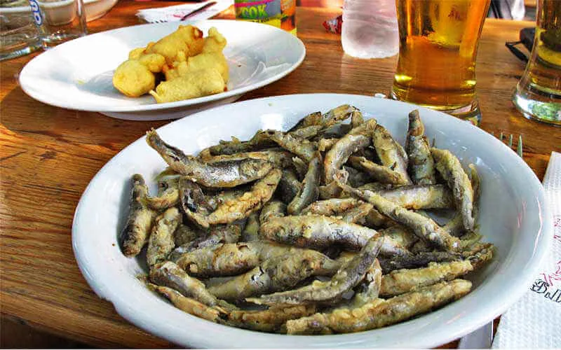 Pescaíto frito 小炸魚
