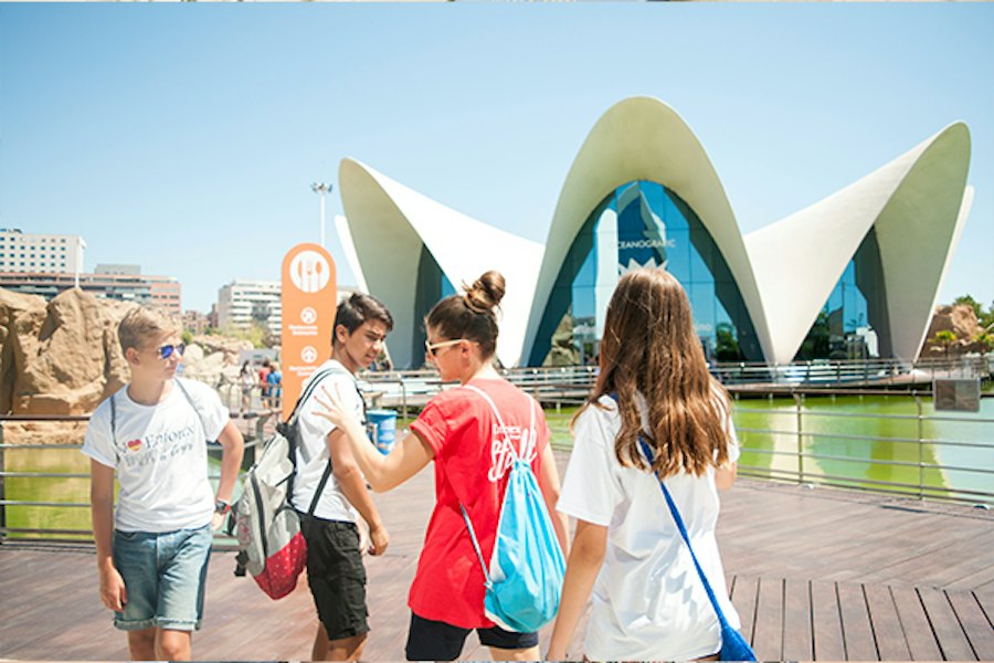 Enforex 瓦倫西亞海灘夏令營參觀海洋館